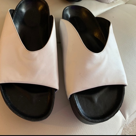 Simon Miller black and white slides - Picture 8 of 11